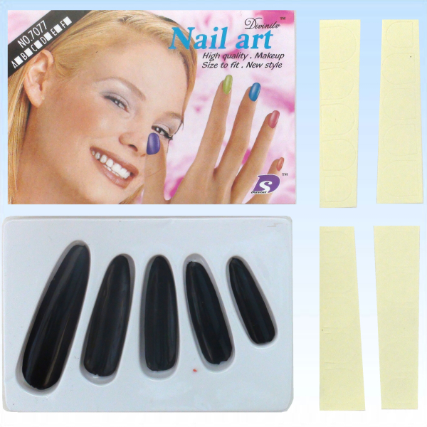 Schwarze Horror Fingernägel