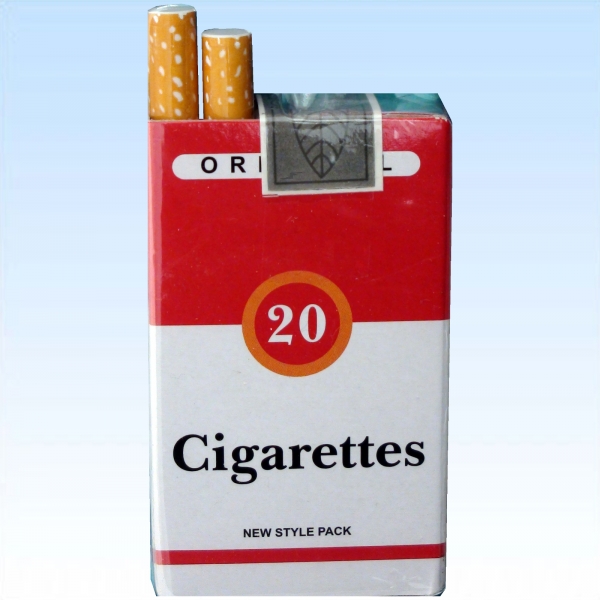 Spritzende Zigarettenschachtel